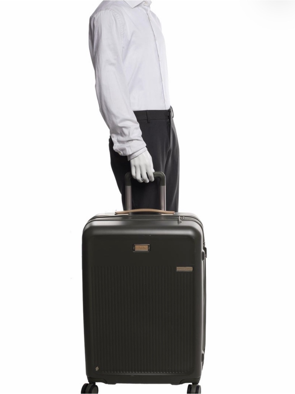 Briggs & Riley Matte Hard-Shell Spinner Luggage - Picture 4 of 7